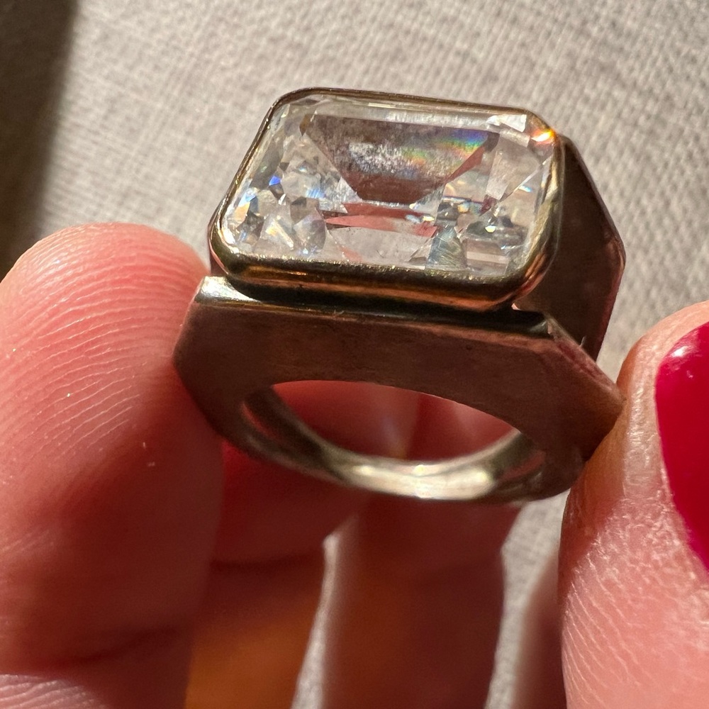 Vintage Sterling silver CZ ring Size 6 8.4g